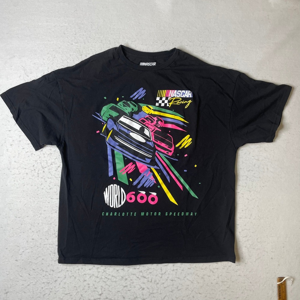 NASCAR T Shirt Mens Medium Black Charlotte Motor‎ Speedway World 600 Racing